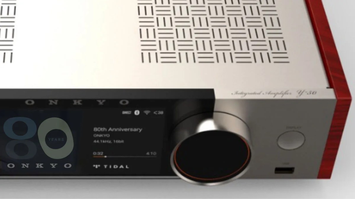 This Gorgeous Japanese Amplifier Is Inspired by a Hi-Fi Classic