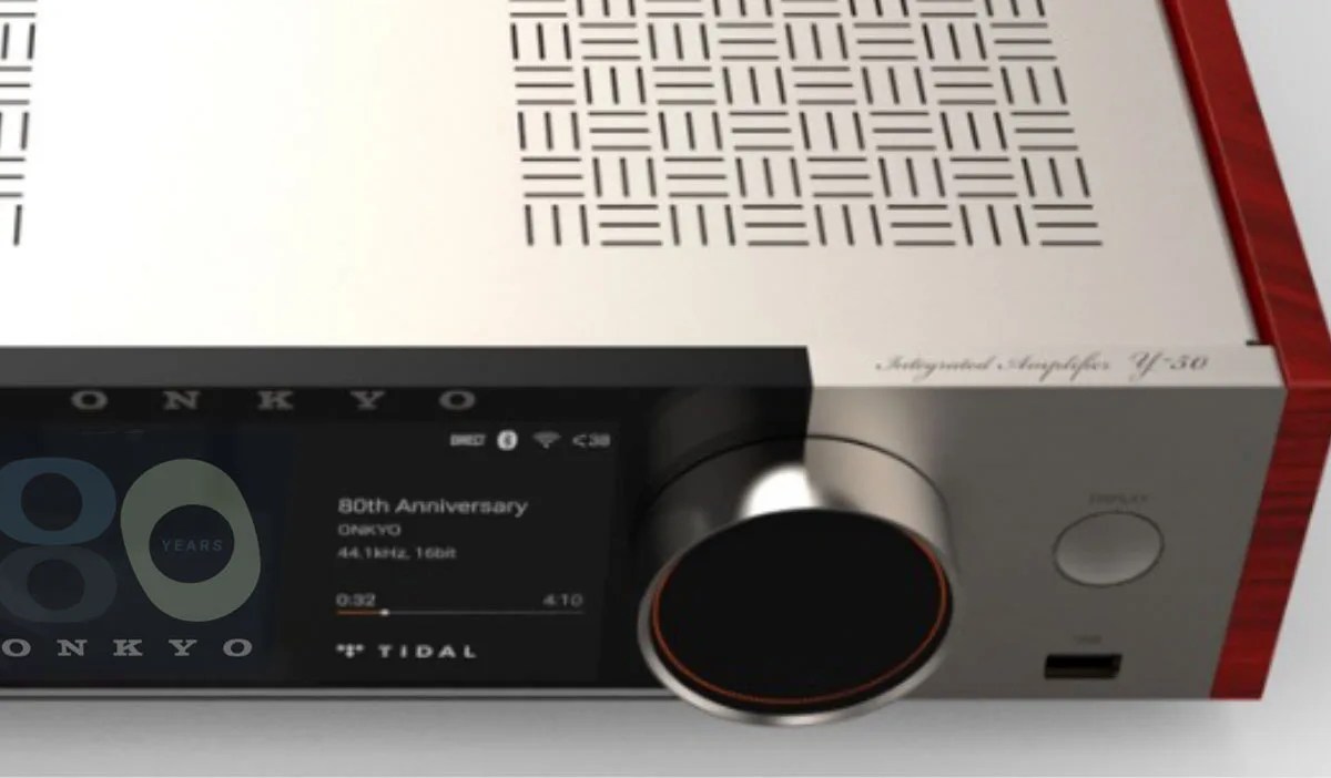 This Gorgeous Japanese Amplifier Is Inspired by a Hi-Fi Classic