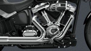 This Beloved Harley Cruiser’s New Fan-Requested Finish Is Classically Cool and Surprisingly Affordable