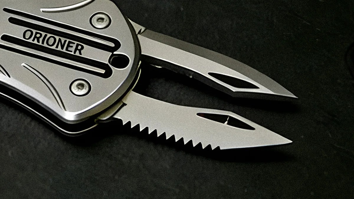 This Tiny, Super-Affordable Multi-Tool Is One Wild Double-Bladed Dynamo
