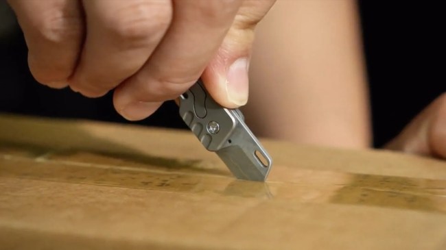 This Tiny Multi-Tool Knife Packs Premium Materials at a Surprisingly Low Price