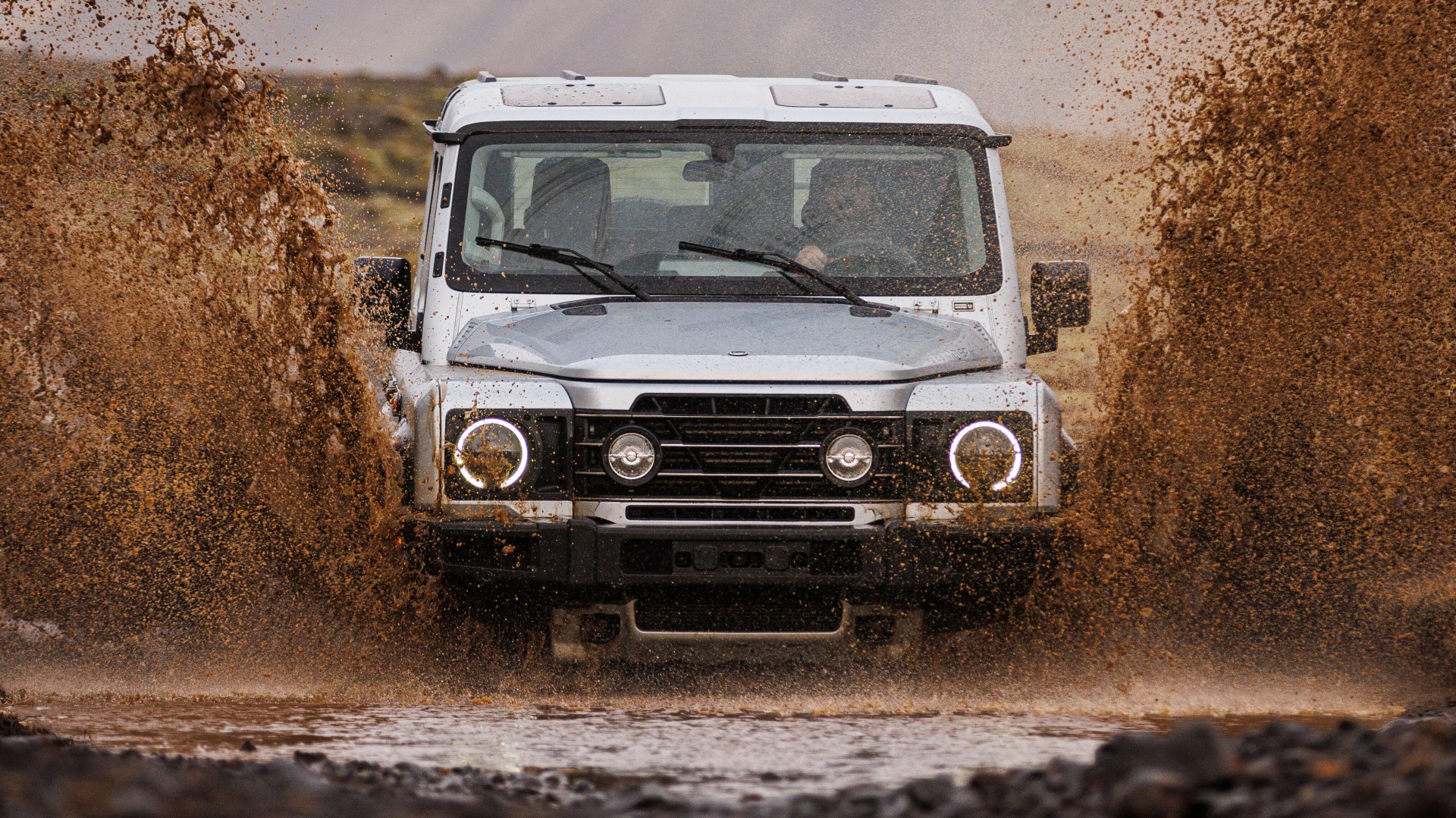 Britain’s Modern Defender Rival Is Finally Having Its Breakout Moment