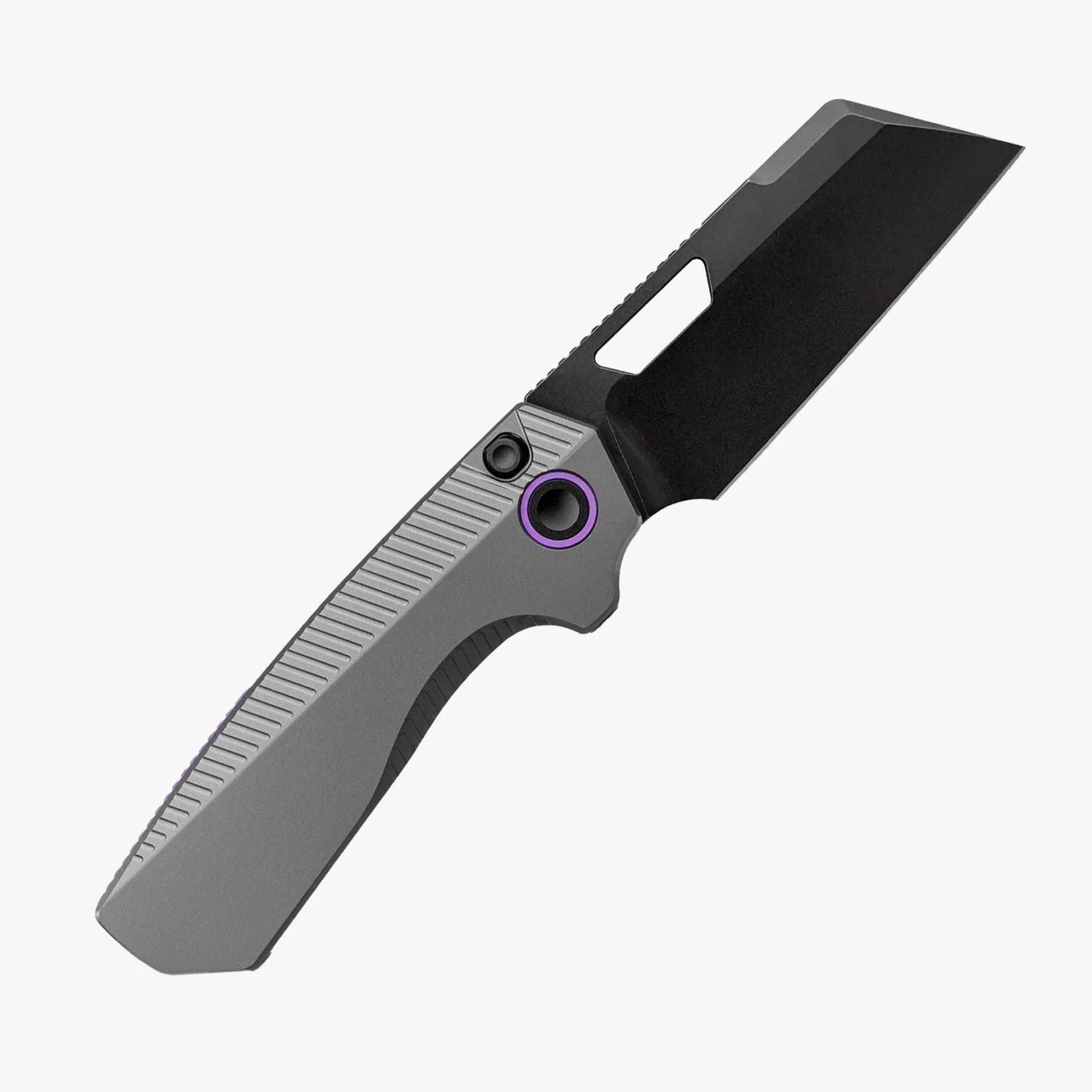 Today in Gear: Vosteed Upgrades a Beefy Cleaver, Helly Hansen Drops an Ultralight Shell and More