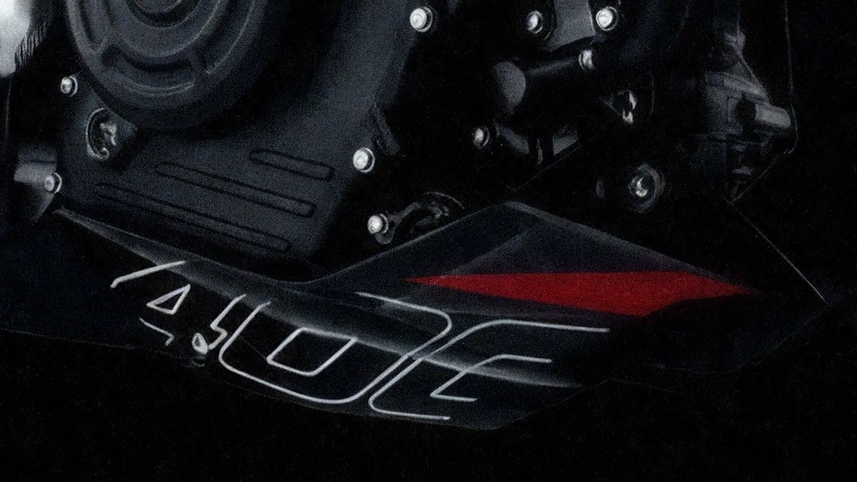 Could This Overpowered, Underpriced Street Motorcycle Wreck the Entry-Level Curve?