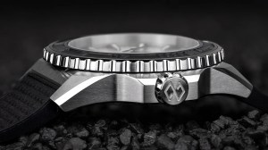 This Underrated Dive Watch Adds an Interesting Arrow to Its Quiver