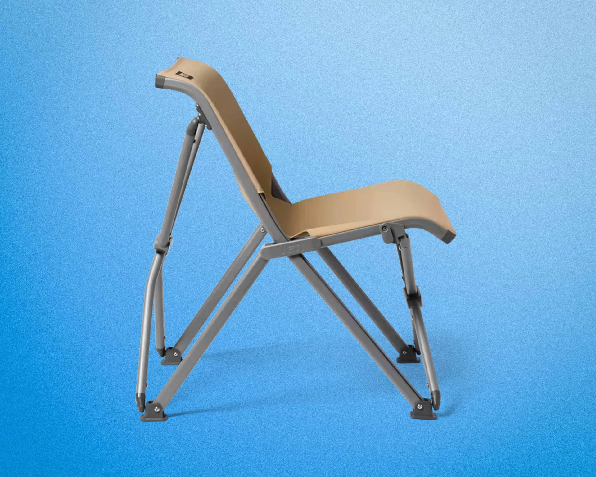 Beige fabric sling chair with gray metal frame on a blue gradient background.