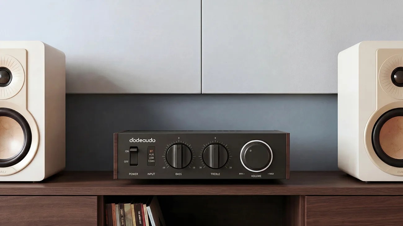 This Affordable Desktop Amp Will Revive Your Old Bookshelf Speakers