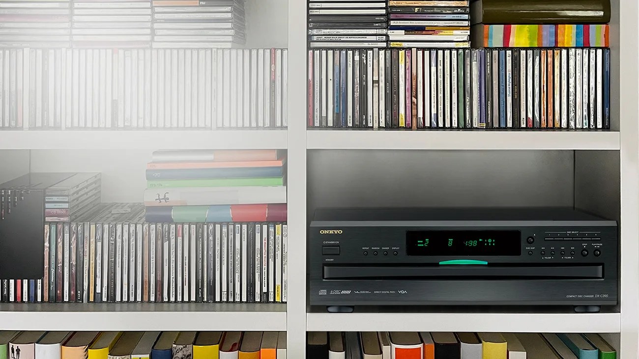 A Japanese Hi-Fi Brand Just Made Its Retro-Style CD Player Way More Affordable