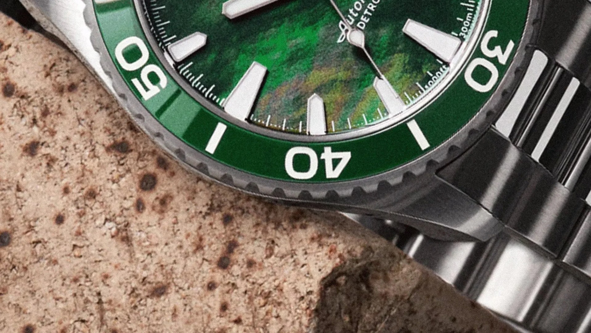 An Iconic Americana Brand’s Signature Dive Watch Just Got Some Crucial Updates