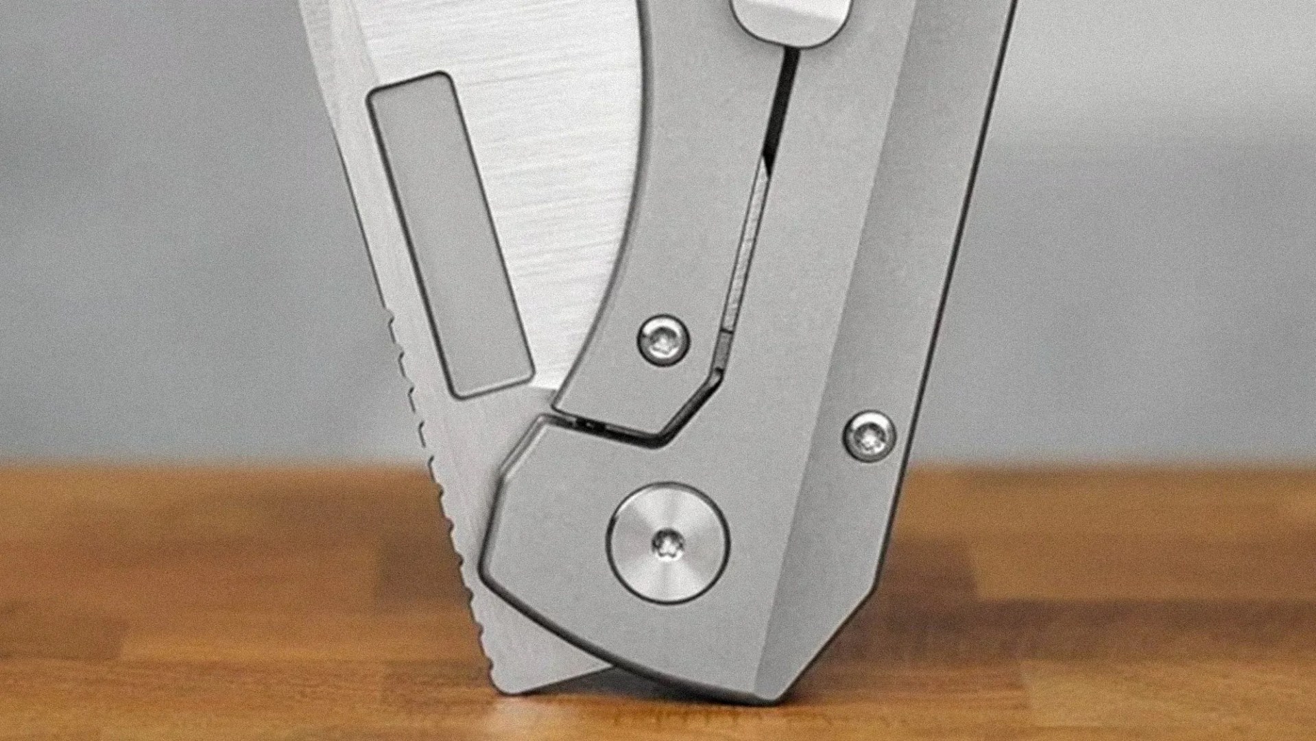 A Cult EDC Brand’s Prized Titanium Super Steel Knife Makes a Triumphant Return