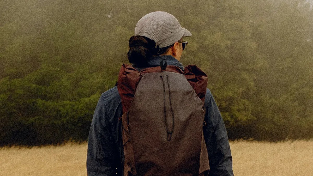 Peak Design’s Game-Changing Pack Is Ridiculously Discounted Right Now