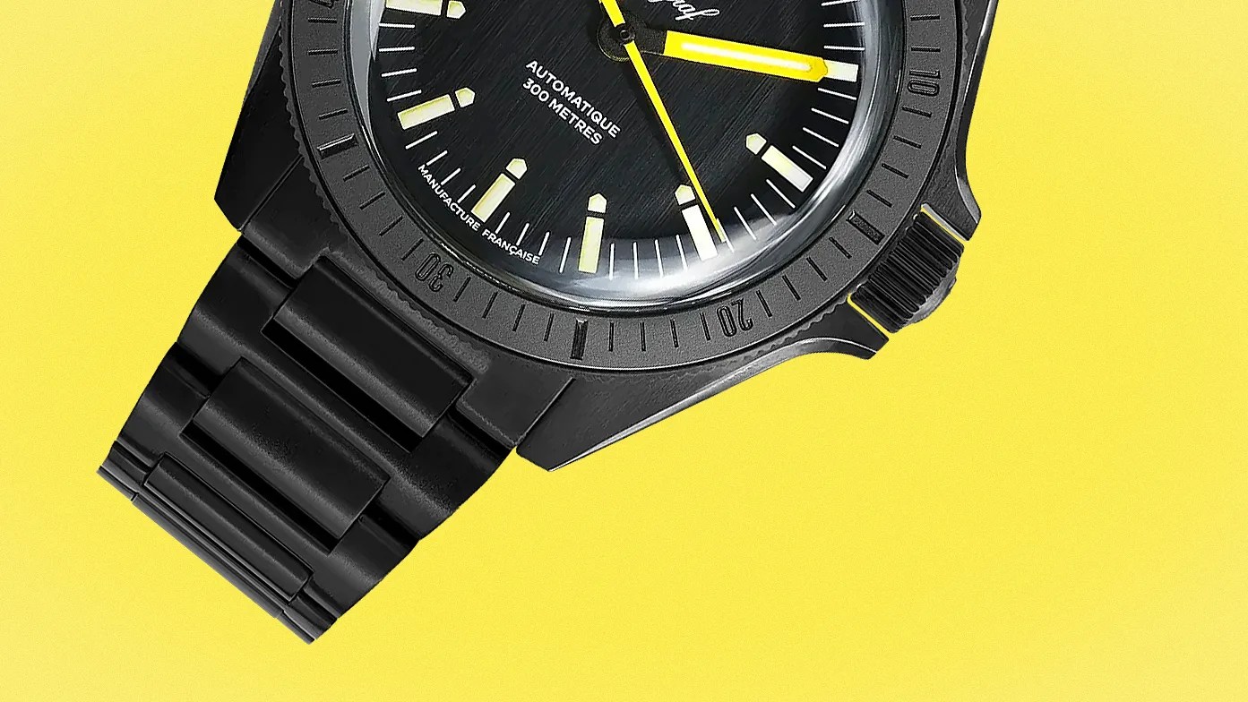 This Blacked-Out Automatic Dive Watch Is an Affordable Retro Stunner