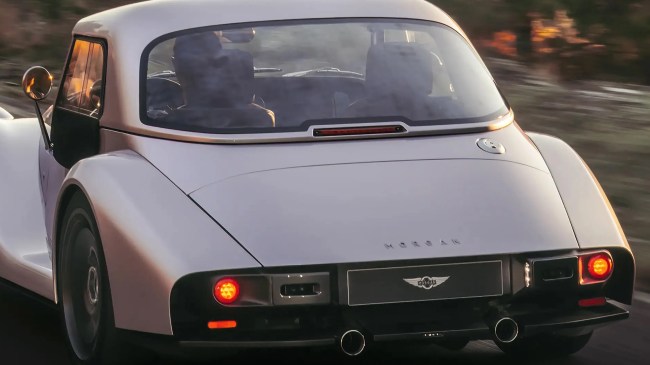 One of Britain’s Coolest Sports Roadsters Ever Is Making Its First American Comeback in 20 Years