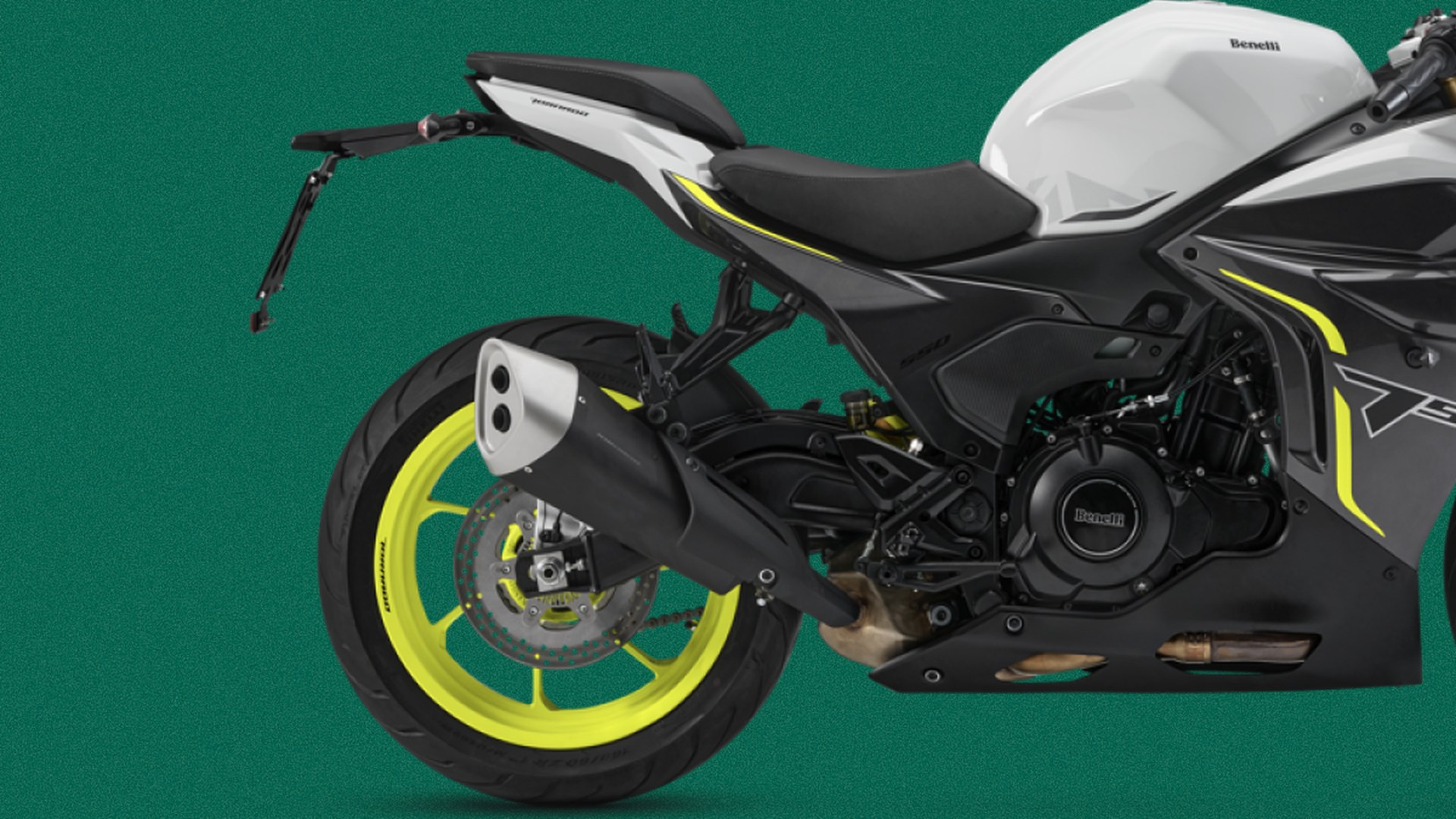 Benelli Tornado 550 arka taraf ve egzoz