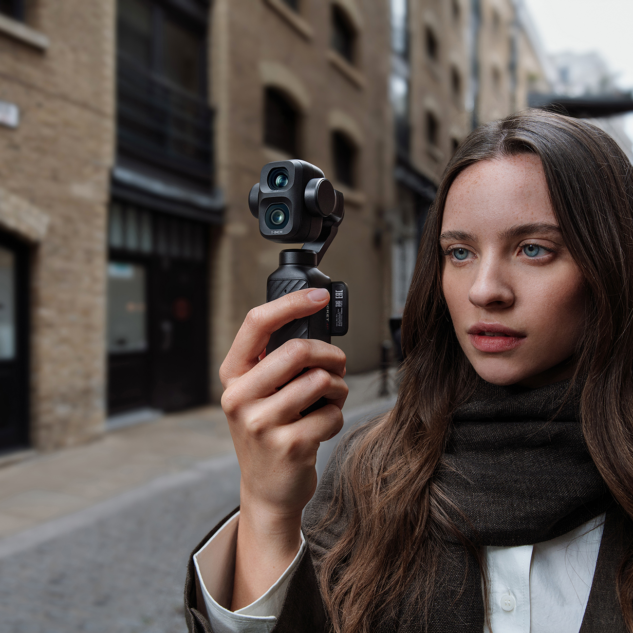 DJI Osmo Pocket 4P elde kullanılan kamera