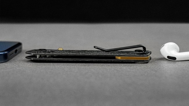 Vosteed’s Ultra-Thin Titanium EDC Knife Gets a Sneaky Utilitarian Upgrade