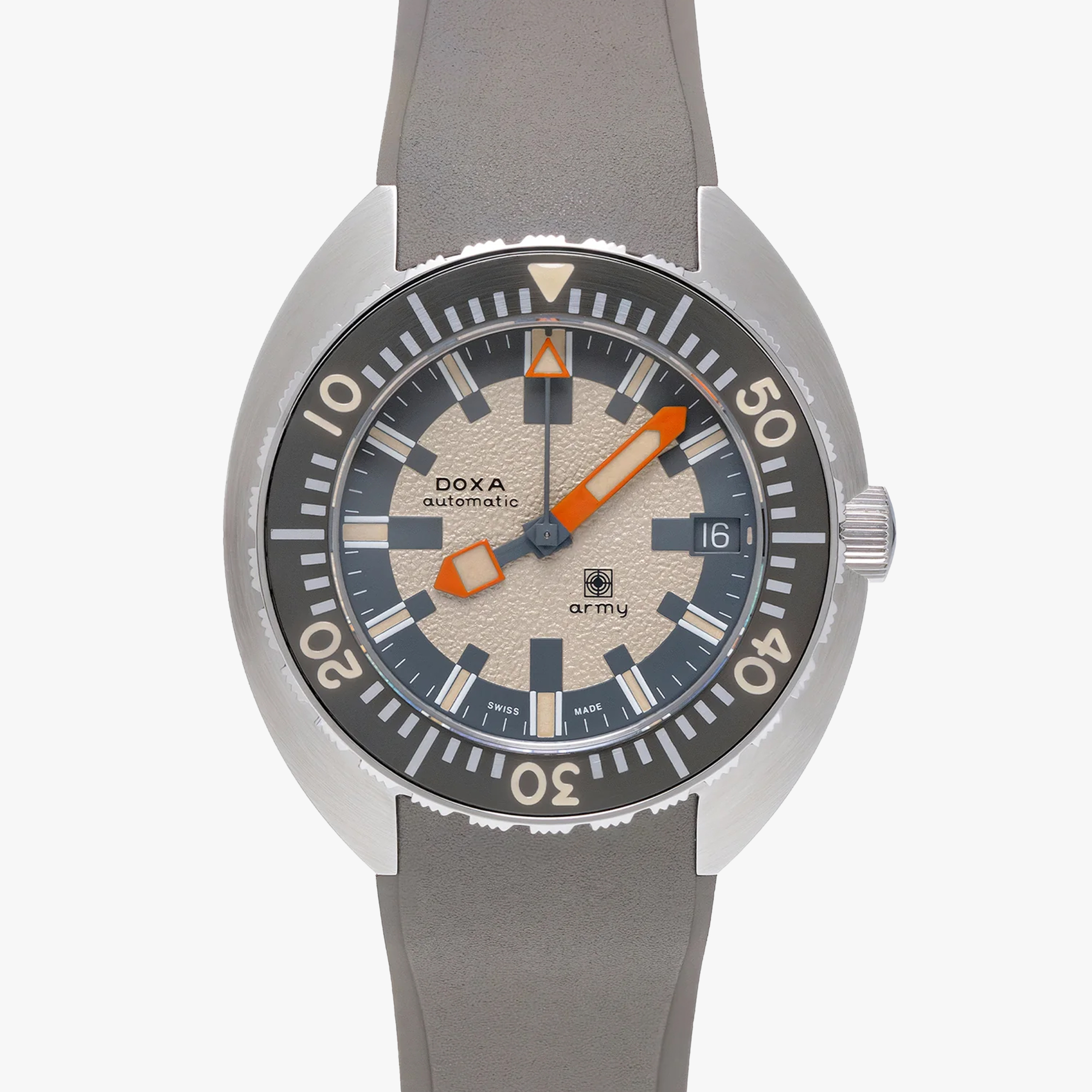 Doxa Sub Army 200T Hodinkee ürün görseli tam kadraj