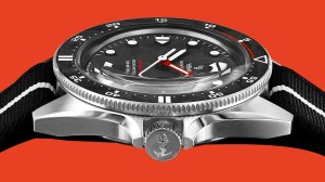 This Official Military Dive Watch Boasts an Uncommon Feature