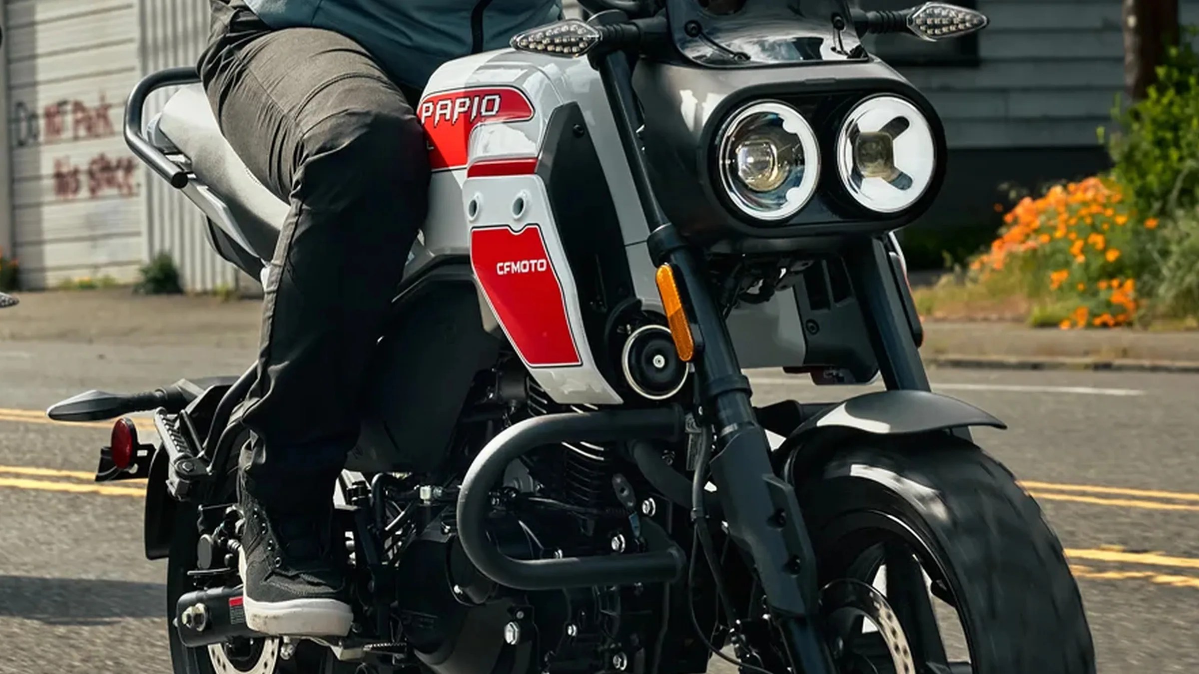 This Ridiculously Affordable New Mini Scrambler Puts a Fan-Favorite Honda Moto on Notice